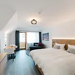 Modernes Blackforest Art 35 Qm Naehe Freiburg Апартаменты *